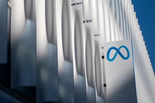 大型科技公司财报凸显AI投入回报压力：Meta获追捧、微软遭抛售