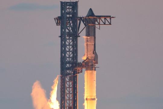 SpaceX计划三月中旬首飞升级版星舰整套系统