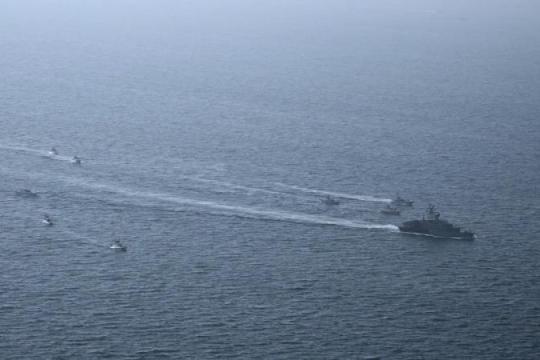 霍尔木兹海峡封锁冲击全球石油运输与物价