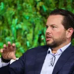 Pinterest首席执行官呼吁禁止16岁以下青少年使用社交媒体