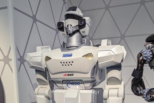 类人机器人加速进入日常场景：研究提示或影响人际信任与同理心