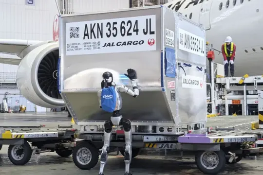 类人机器人将在日本羽田机场试验担任行李搬运工