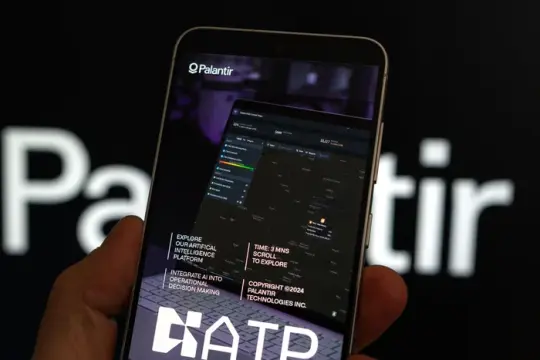 “这不是机器人警察”：英国警方在复杂调查中引入AI工具提升办案效率