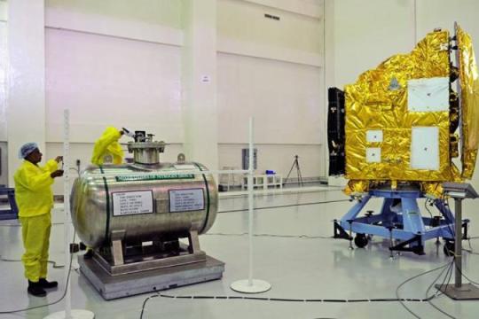 美国航天局为何在阿波罗登月后收缩月球计划，又长期将火星设为目标