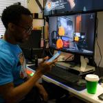 研究：人工智能与人类协作优于单独取代人类