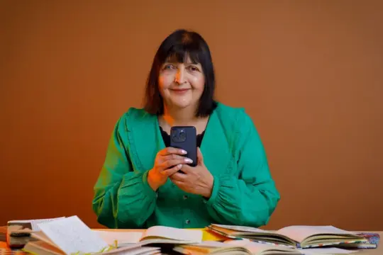 “像交了新知己”：一名长期写日记者的AI日记应用两个月体验