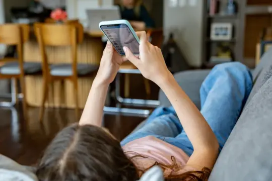 美国人纷纷放弃“无酒一月”