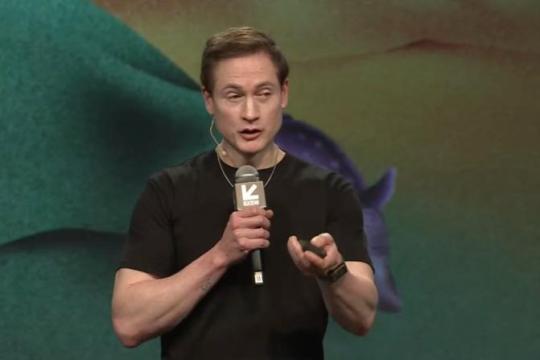 长寿投资人布莱恩·约翰逊推出百万美元“永生者”计划