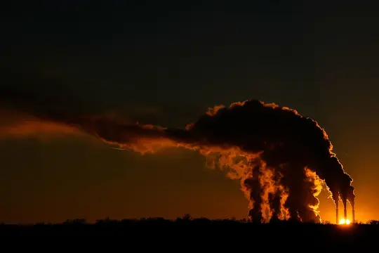 研究称2025年美国化石燃料温室气体排放同比上升2.4%