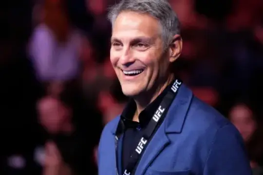 TKO集团CEO Ari Emanuel 2025年薪酬激增至6740万美元；COO Mark Shapiro达4300万美元