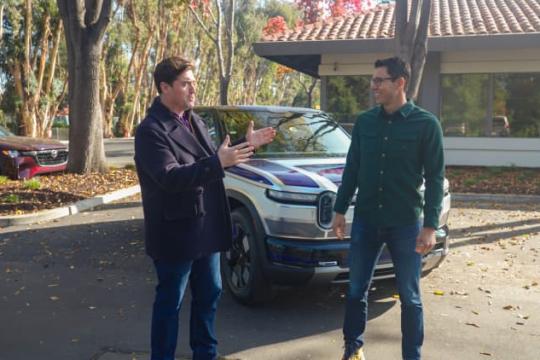 Rivian在伊利诺伊工厂启动R2电动车客户量产