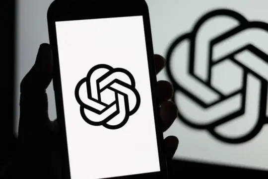 测试显示：最新ChatGPT模型在部分问题上引用马斯克旗下Grokipedia作为信息来源