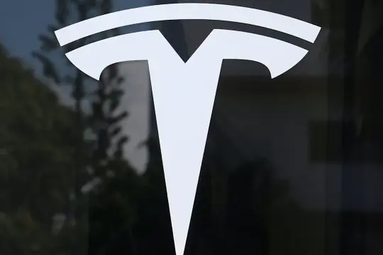 特斯拉电动车全球销量被比亚迪反超 连续第二年下滑