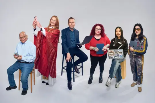 你能猜出我们的屏幕使用时间吗？一位牧师、一位退休老人、一位科技CEO和一位青少年全盘托出