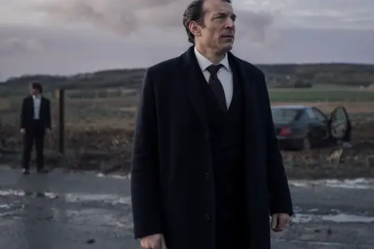 《尘埃》影评：比利时科技兄弟的互联网泡沫幻灭在乡村落幕