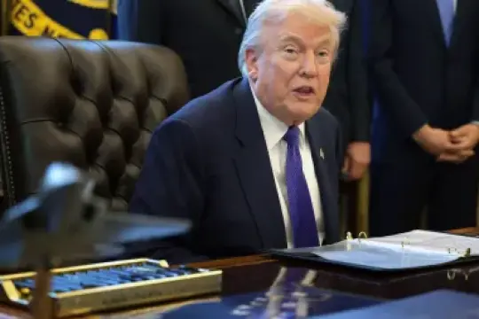 盖洛普停止追踪总统支持率