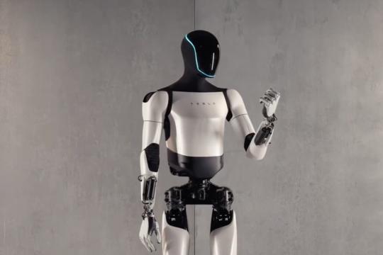 特斯拉重启Dojo 3并推进Optimus：定制算力与类人机器人押注“物理世界AI”