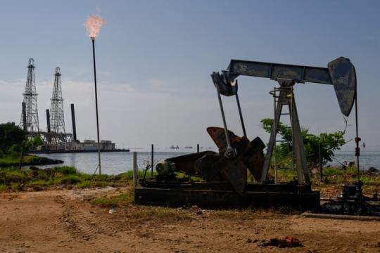 密集、粘稠且沉重：为何委内瑞拉原油吸引美国炼油厂