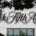 Saks Fifth Avenue 再关15家门店 涉及12个州
