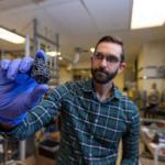 利用生物质制备石墨：为美国关键矿产供应开辟新路径