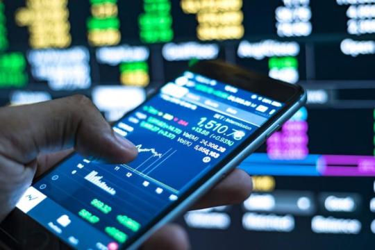 比特币剧烈波动引发连环清算 杠杆交易者四小时损失4.15亿美元
