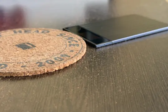 实体AI记事设备走俏：支持转录、摘要与多语种实时翻译