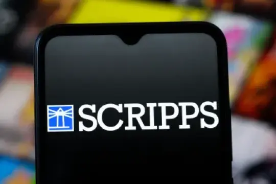 斯克里普斯推出凯文·哈特制作的《银狐俱乐部》、艾丽辛·卡梅罗塔主持的访谈节目及体育FAST频道