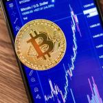 特朗普表态支持《明确法案》 Coinbase股价大涨并突破50日均线