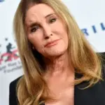 凯特琳·詹纳向特朗普呼吁，反对其要求护照必须标注出生性别的政策：“我觉得这政策根本没经过深思熟虑”