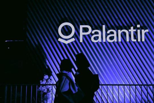 Palantir第四季度业绩大幅超预期 股价盘前跳涨但仍低于历史高位