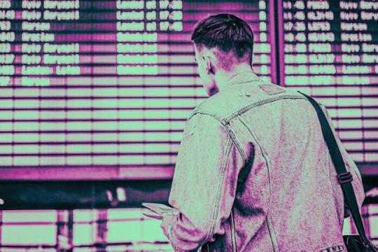 美国多重因素冲击航空出行 官员警告部分机场或被迫关闭