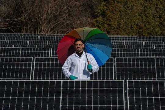 “分子伞”抑制离子迁移，提升钙钛矿太阳能电池稳定性