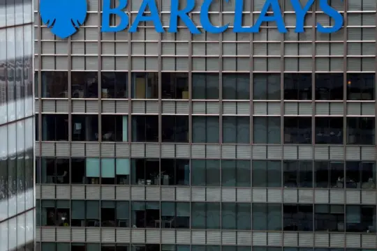 巴克莱CEO称对爱泼斯坦文件披露“震惊”，银行继续应对斯塔利事件后续影响