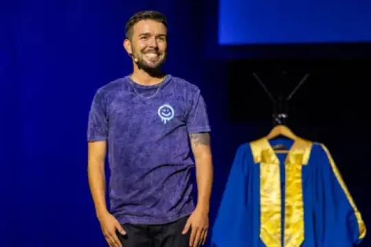 喜剧护士布雷克扩展“你死了吗？”巡演，新增35多个北美城市演出