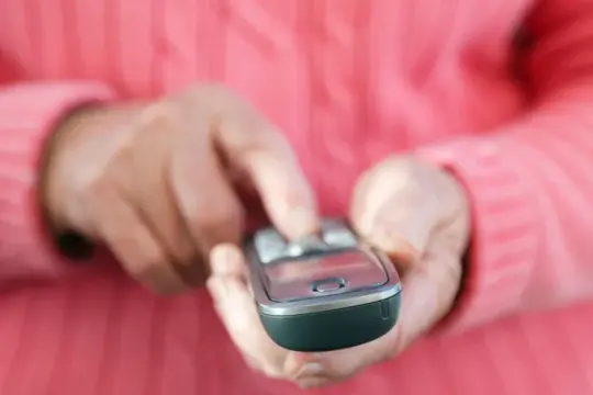 英国固定电话服务将于2027年前完成退网切换，仍有约320万户未转换