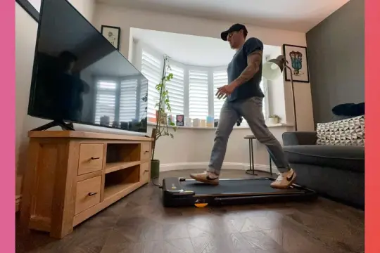 桌下步行垫与迷你跑步机实测：在工作与观影间补足日常步数