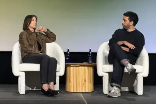 凯瑟琳·肯尼迪称透明度是犹豫创作者更快接受AI的关键；但“如何教授品味？”