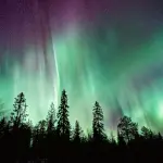 NOAA：本周末北极光或现身逾十个美国州