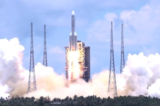 中国月背采样返回与发射提速并进 太空计划影响力持续扩大