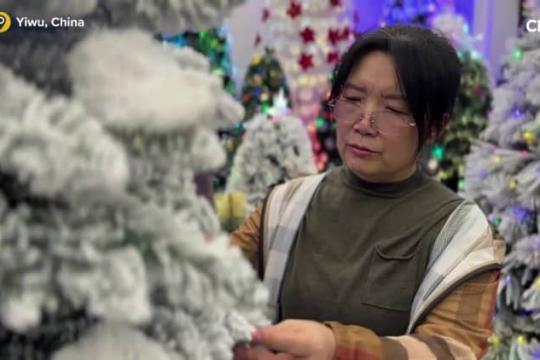 霍尔木兹海峡干扰推高成本 义乌圣诞用品出口企业承压