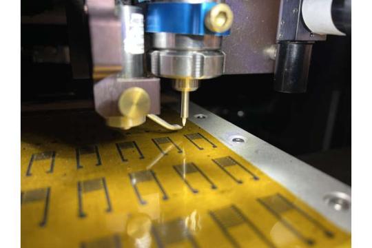 可打印人工神经元成功与活体脑细胞“对话”