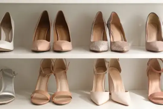 作为一名经常为富裕客户服务的造型师，我从未在他们的衣橱里见过这5样东西