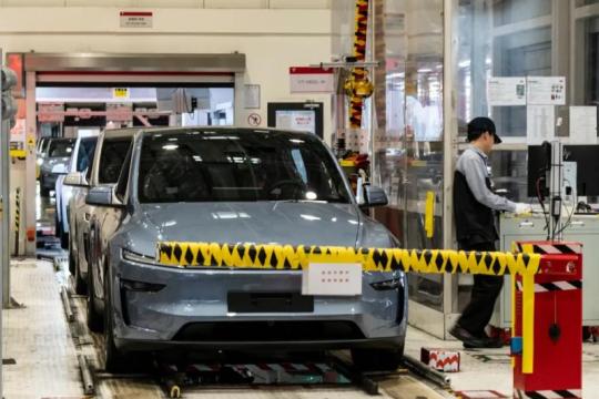 特斯拉第一季度营收同比增长16% 全自动驾驶订阅与服务业务拉动表现
