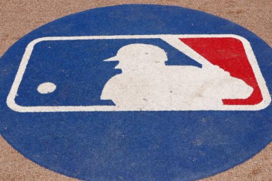 集体谈判临近到期与媒体版权重构在即 MLB站上关键转折点