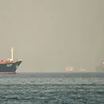 马来西亚总理：与伊朗等方沟通后，马来西亚船只获准通过霍尔木兹海峡