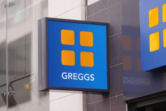 Greggs称圣诞销售增长但警示即食食品市场面临“低迷”信心