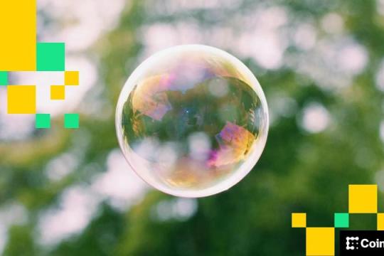 贵金属自纪录高位大幅回落：白银跌逾30%，黄金跌超10%，比特币徘徊在83,000美元附近