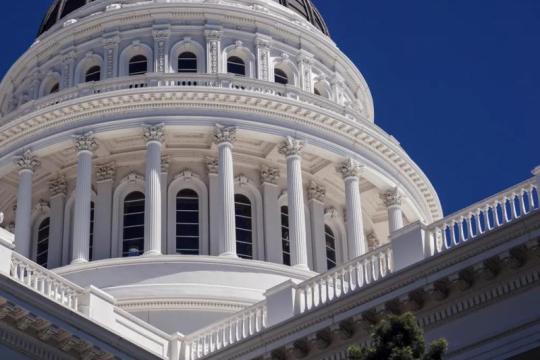 美参议员敦促能源信息署细化统计数据中心用电及电网影响