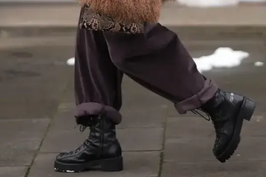 造型师告诉你：2026年流行的4大鞋款趋势与3大过时款式