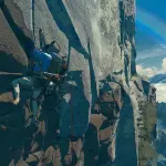 《Cairn》评测：严苛生存机制将攀登变成耐力与执念的考验